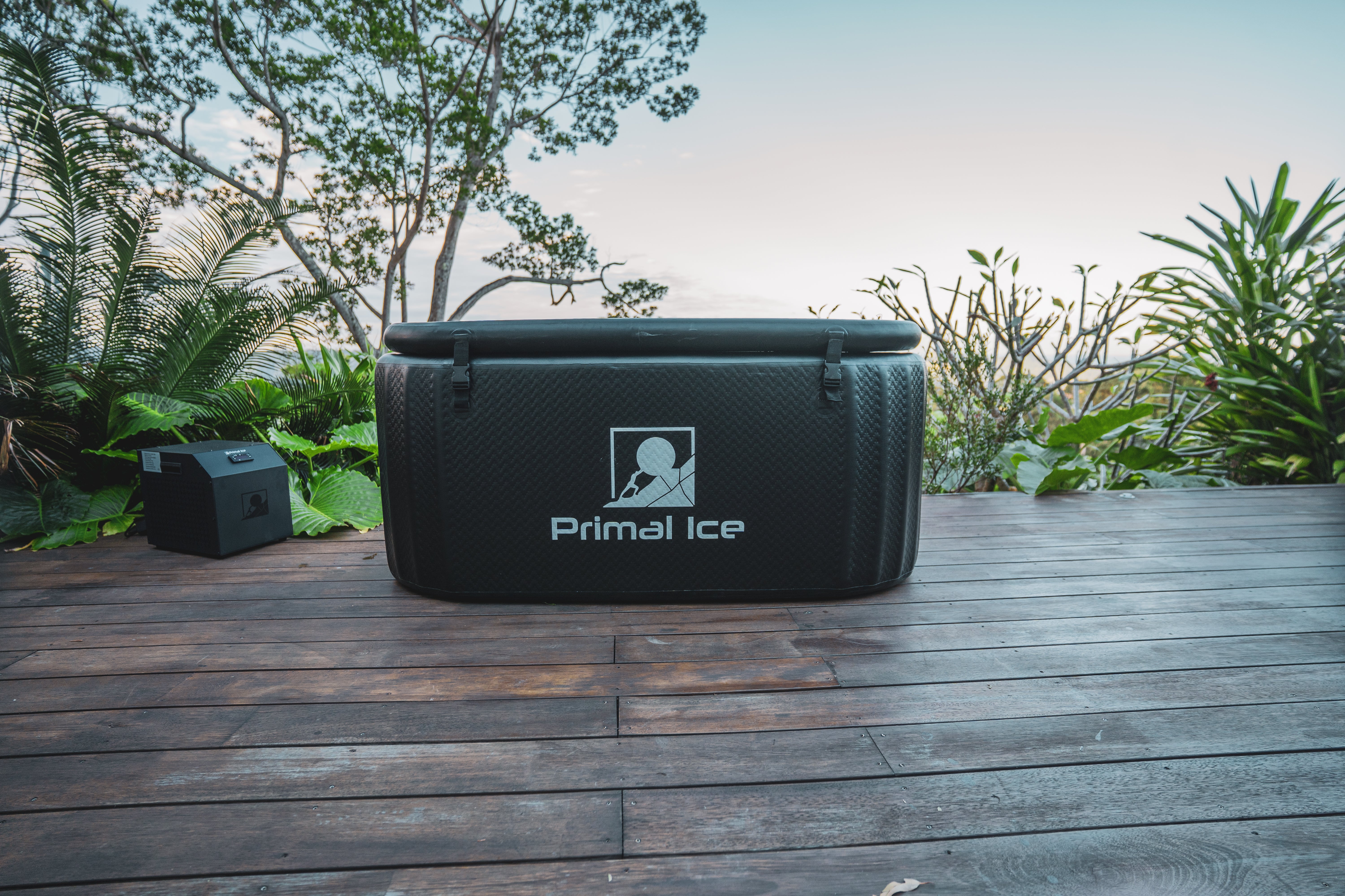 Primal Tub With Ice Bath Chiller